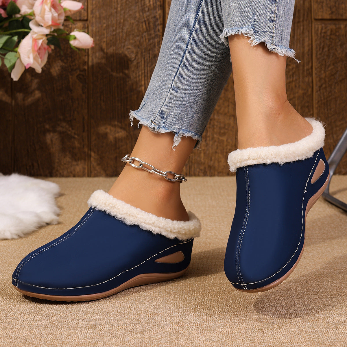Fashion Plush Slippers Outdoor Wedges Sandals Women's Garden Shoes